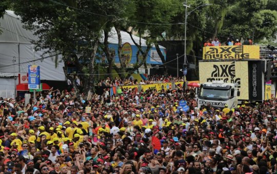 Faltam 343 dias: Saiba quando ocorre o Carnaval de 2026