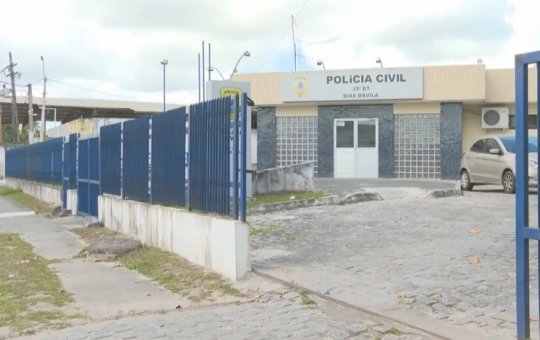 Três pessoas são assassinadas a tiros dentro de casa em Dias d'Ávila