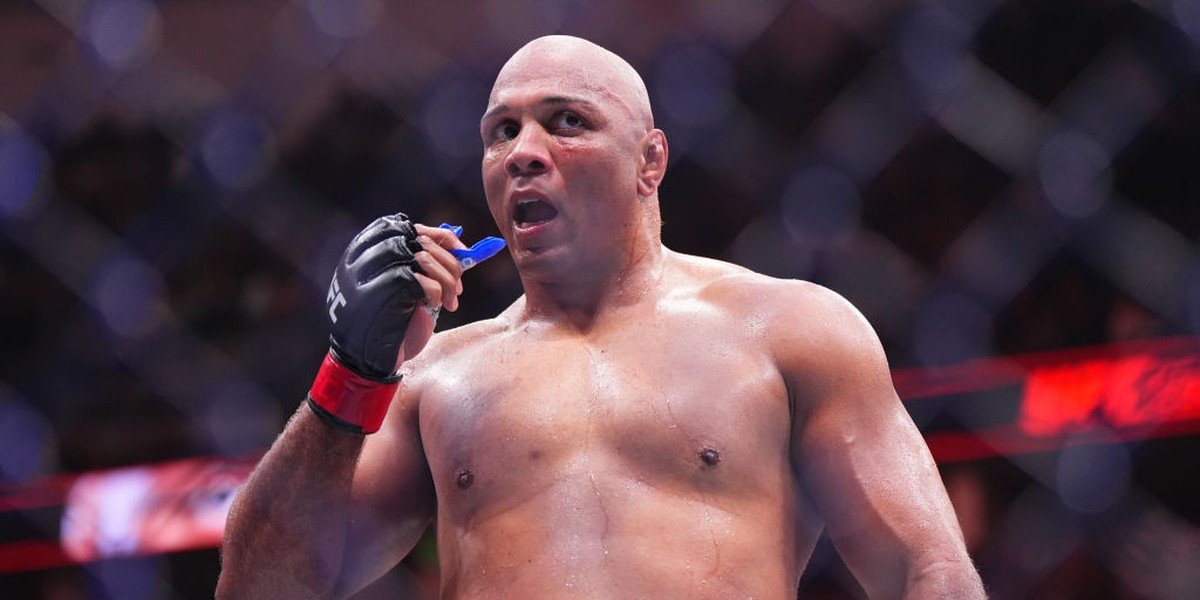 Marcos Pezão é suspenso por um ano após antidoping positivo