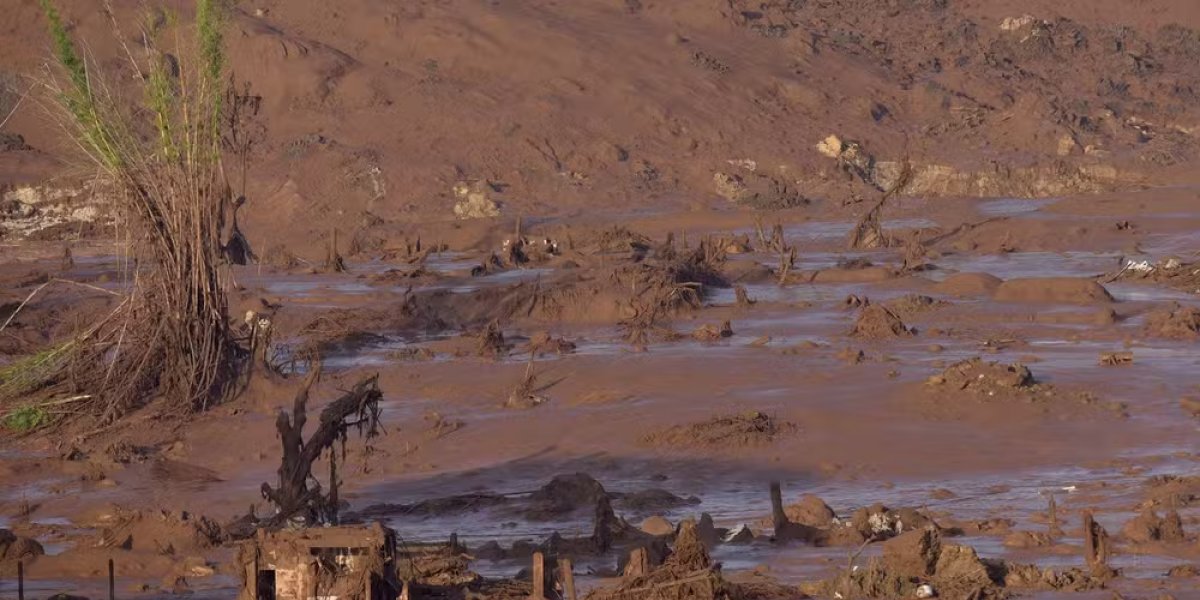 Tragédia de Mariana: lista dos 26 municípios que aderiram ao acordo de reparação