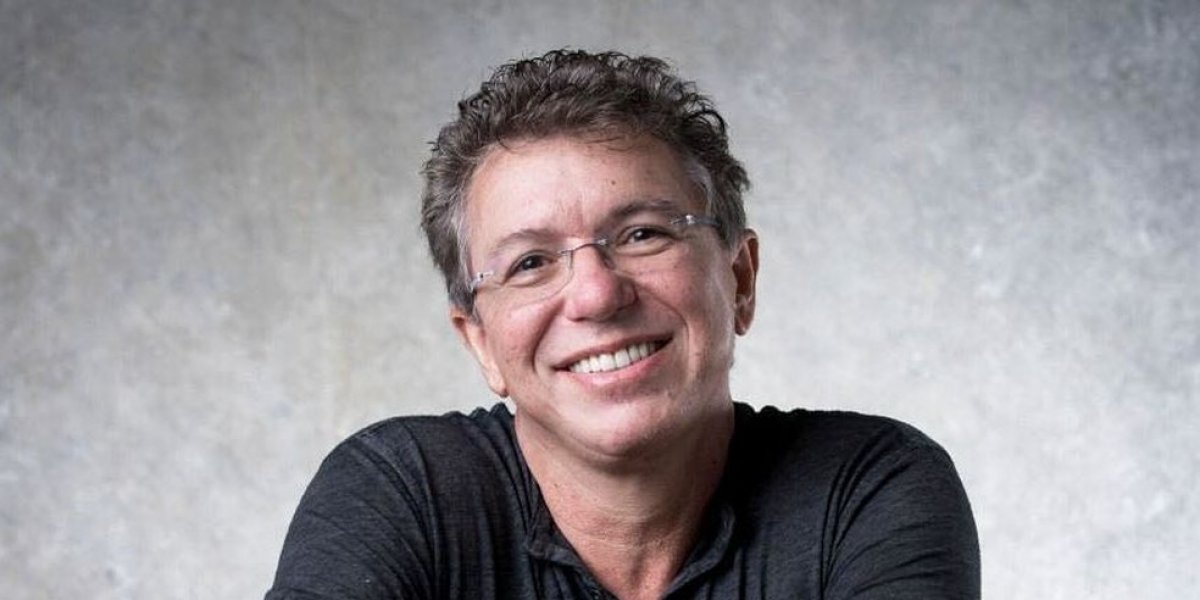 Boninho sai em defesa de atual diretor do BBB: "Tenta acertar"