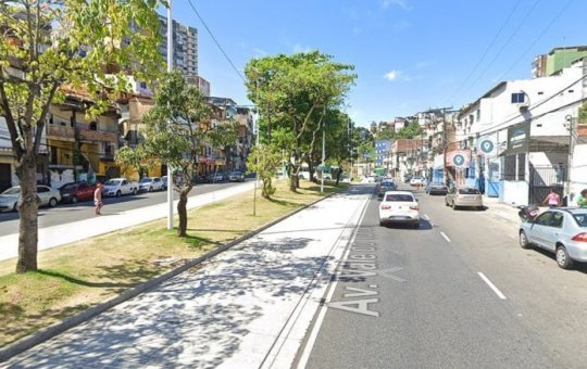 Jovem é assassinado a tiros próximo à Estação da Lapa, em Salvador