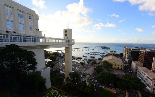 Bahia lidera Nordestete como estado que mais recebeu estrangeiros em 2025