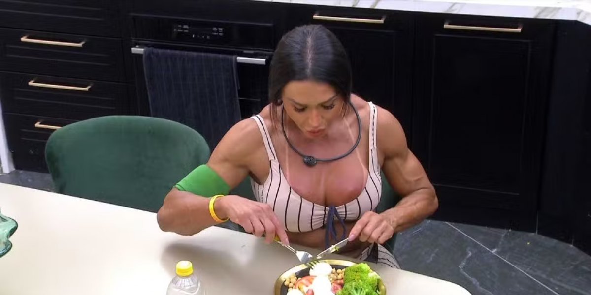 BBB25: Gracyanne Barbosa se emociona ao recordar dificuldades do passado e pede desculpas: ‘Pegava comida no lixo’