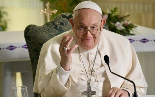 Vaticano divulga novo boletim médico sobre o estado de saúde do Papa Francisco