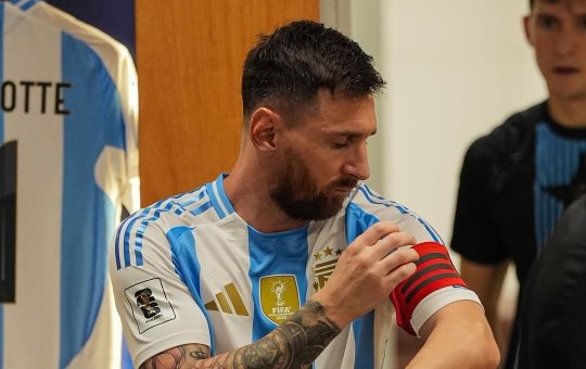 Messi sofre lesão e não enfrenta o Brasil em clássico sul-americano