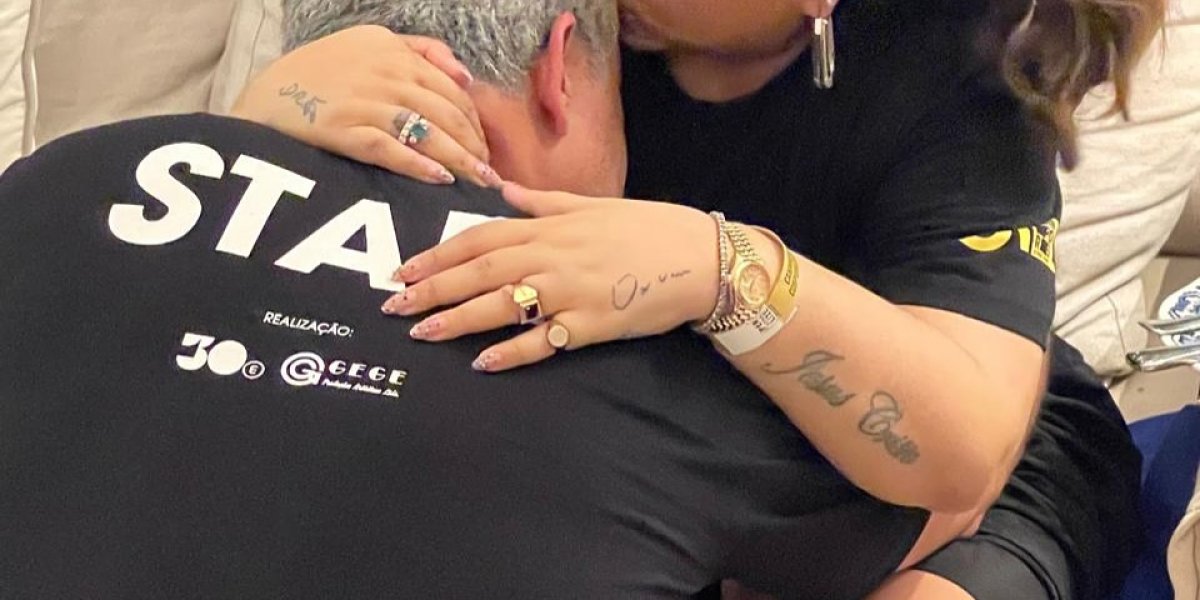 Preta Gil recebe declaração do ex-marido e reage com emoção após alta