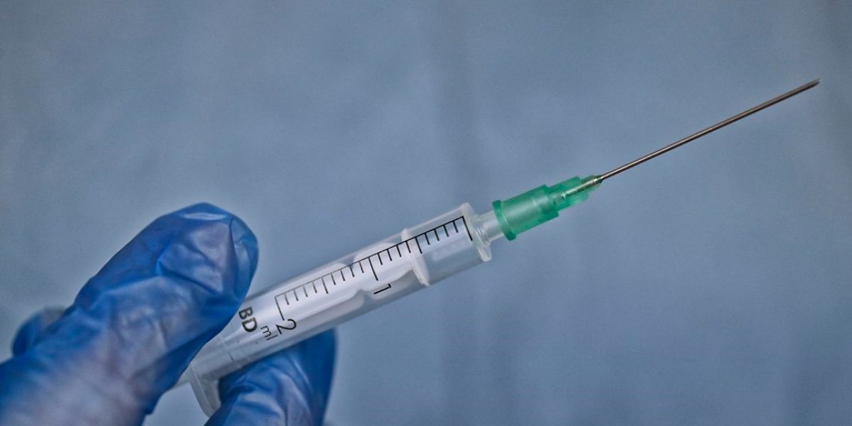 Mais de 40 alunos vão ao Hospital após compartilhar agulha em aula prática