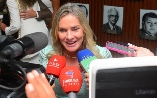 Ivana Bastos é oficialmente empossada e se torna primeira mulher presidente da AL-BA