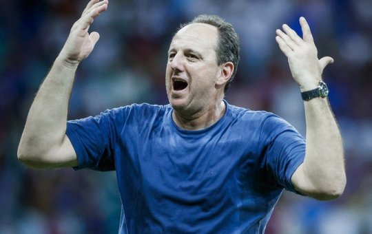 Rogério Ceni celebra sequencia positiva e projeta Ba-Vi: "Nosso time não joga defensivamente"