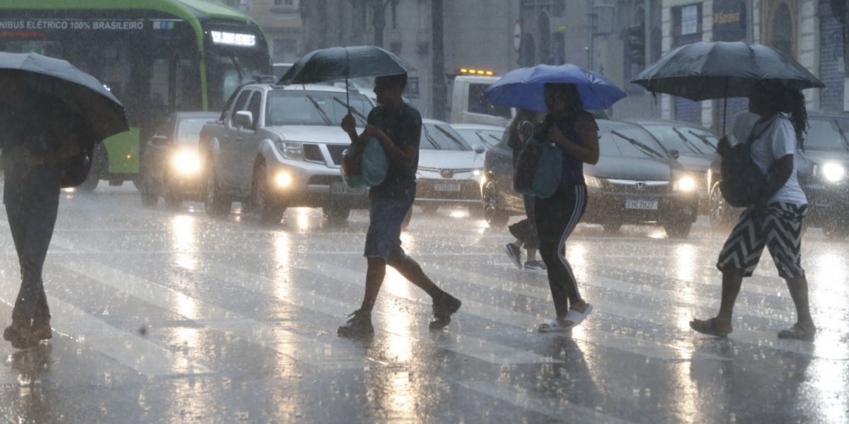 Chuvas e ventos fortes: Inmet emite alerta para 23 cidades da Bahia