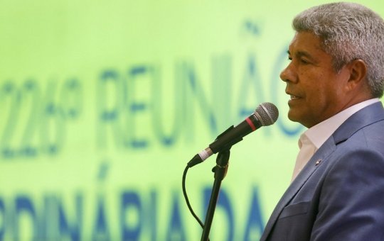 Jerônimo despista sobre candidato para assumir a Secom