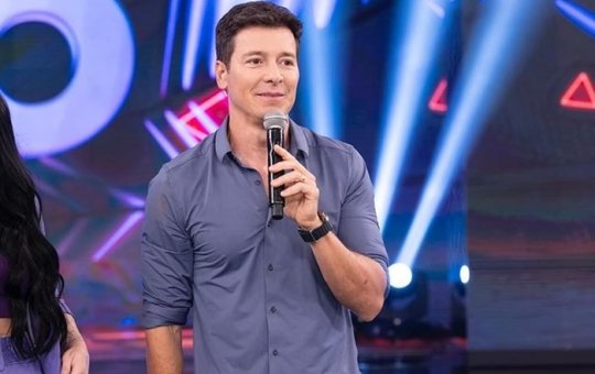 Rodrigo Faro é acusado de induzir fã a golpe