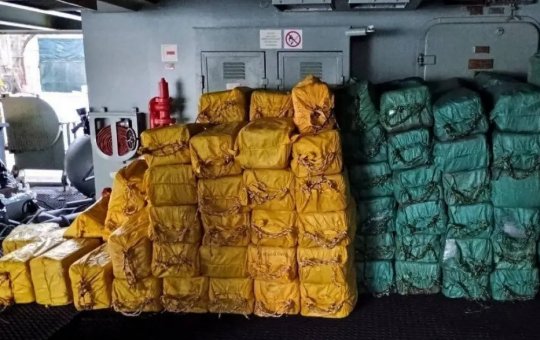 Brasileiros são presos em Portugal com mais de 6,0 toneladas de cocaína em submarino