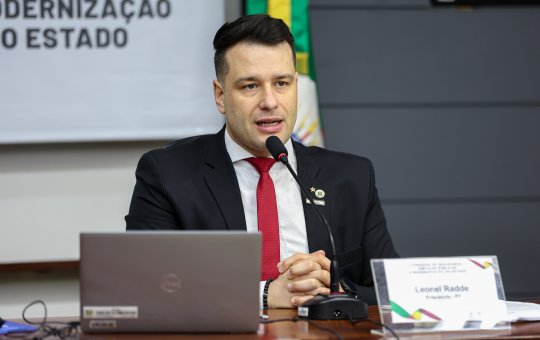 Deputado gaúcho defende prisão preventiva  de Bolsonaro após STF torná-lo réu por tentativa de golpe