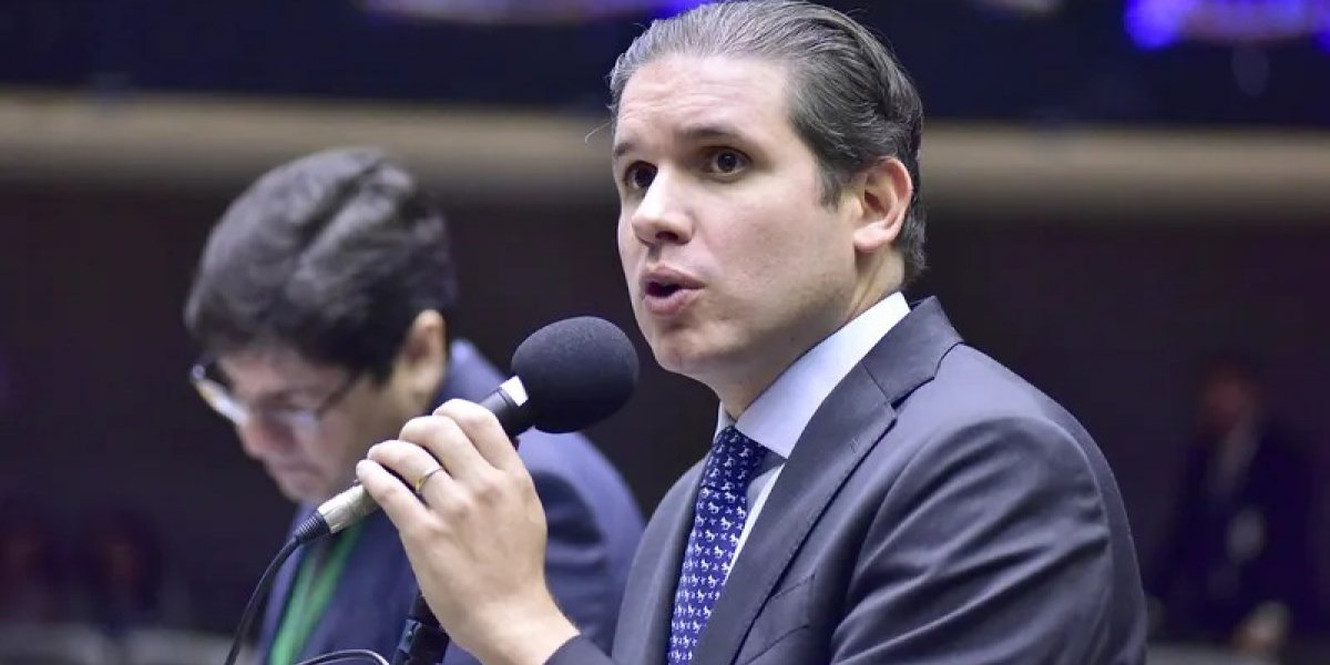Hugo Motta descarta pautar anistia a condenados pelos atos de 8 de janeiro