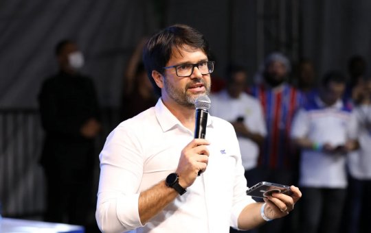 Ex-presidente do Bahia avança para comprar clube europeu