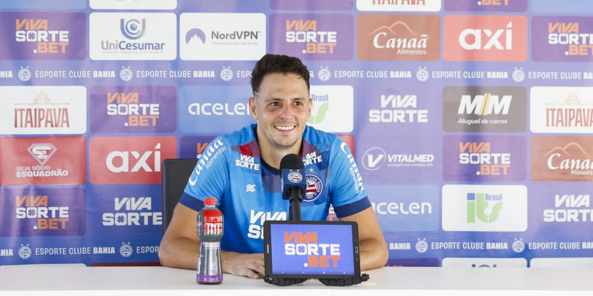 Arias celebra primeiro título com o Bahia e admite nervosismo ao acompanhar decisão de longe