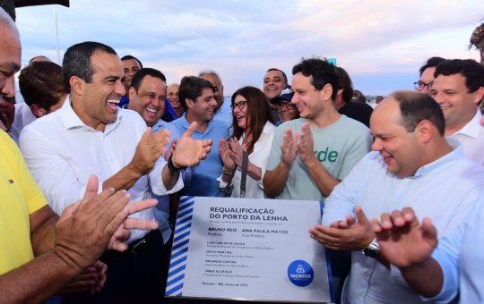 Prefeitura de Salvador entrega novo Porto da Lenha com 15 quiosques para comerciantes