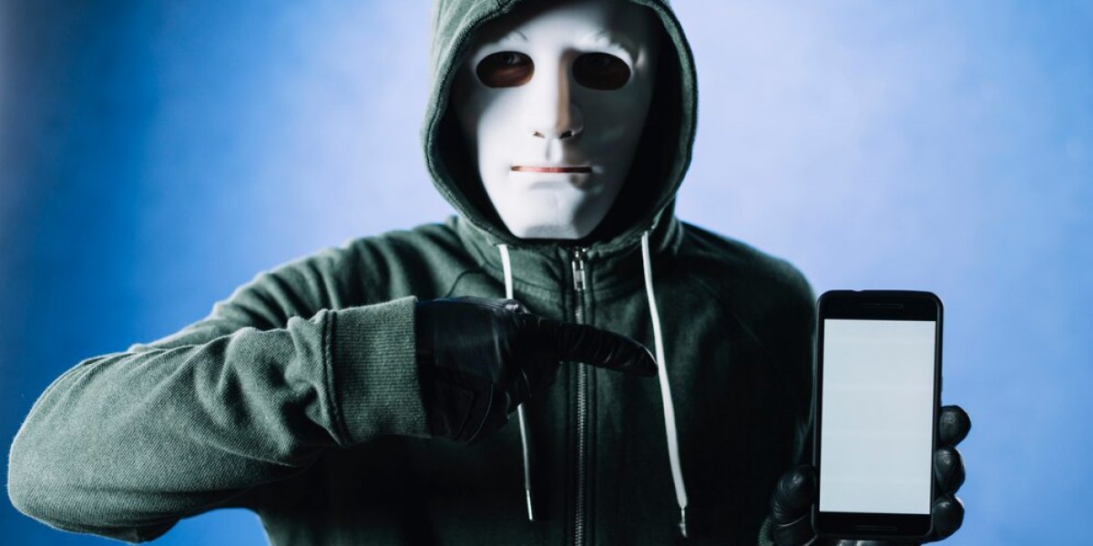 Programa 'Celular seguro' amplia combate a roubos com notificação via WhatsApp