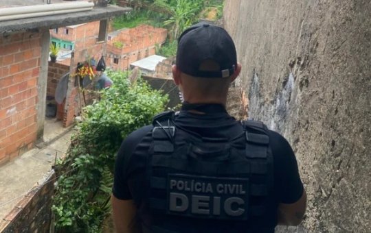 Soldado da PM é preso por suspeita de extorsão em Camaçari