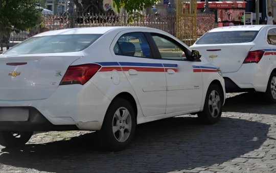 Taxista é obrigado a devolver R$ 3 mil após tentativa de golpe contra turista