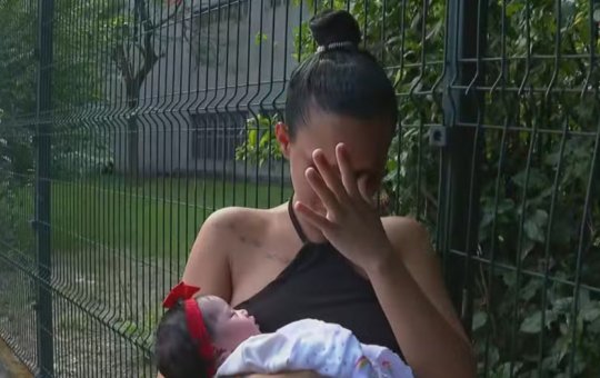 Mãe afirma estar grávida de gêmeas, mas dá à luz um único bebê; entenda a situação