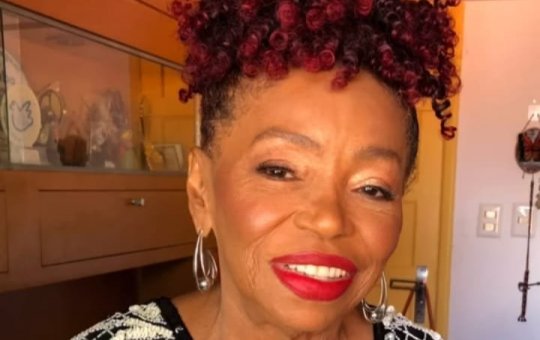 Jornalista Wanda Chase morre aos 74 anos em Salvador