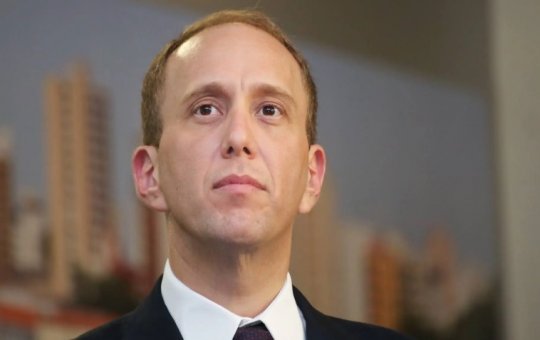 Prefeito 'tiktoker' Rodrigo Manga, anuncia pré-candidatura à Presidência em 2026