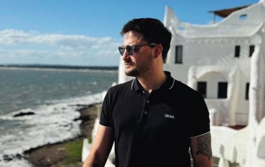 Felipe Neto anuncia candidatura para a presidência da república em 2026