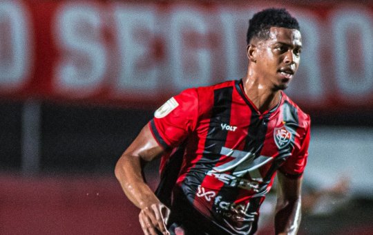 Vitória deverá ter dois desfalques no ataque para duelo contra o Flamengo