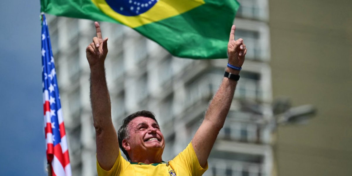 Bolsonaro manifesta esperança em voto de Fux por anistia a condenados do 8 de Janeiro