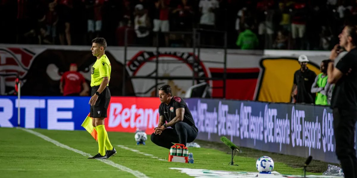 Após mais um jogo sem vencer, Carpini desabafa "Vamos brigar pela permanência"