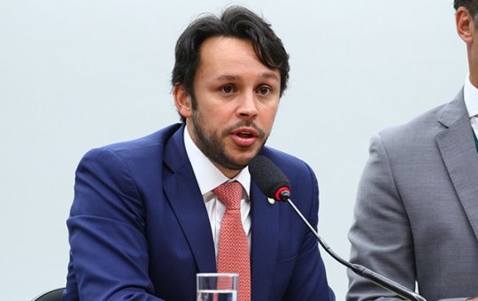 Presidente do PP-BA manda indireta para ACM Neto: “Me liga, eu retorno”