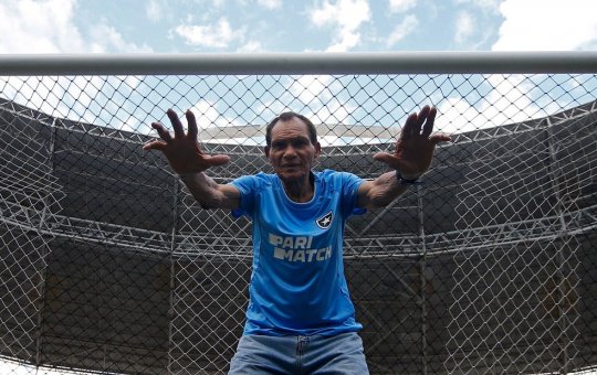 Goleiro da Seleção Brasileira na Copa de 66 morre aos 87 anos
