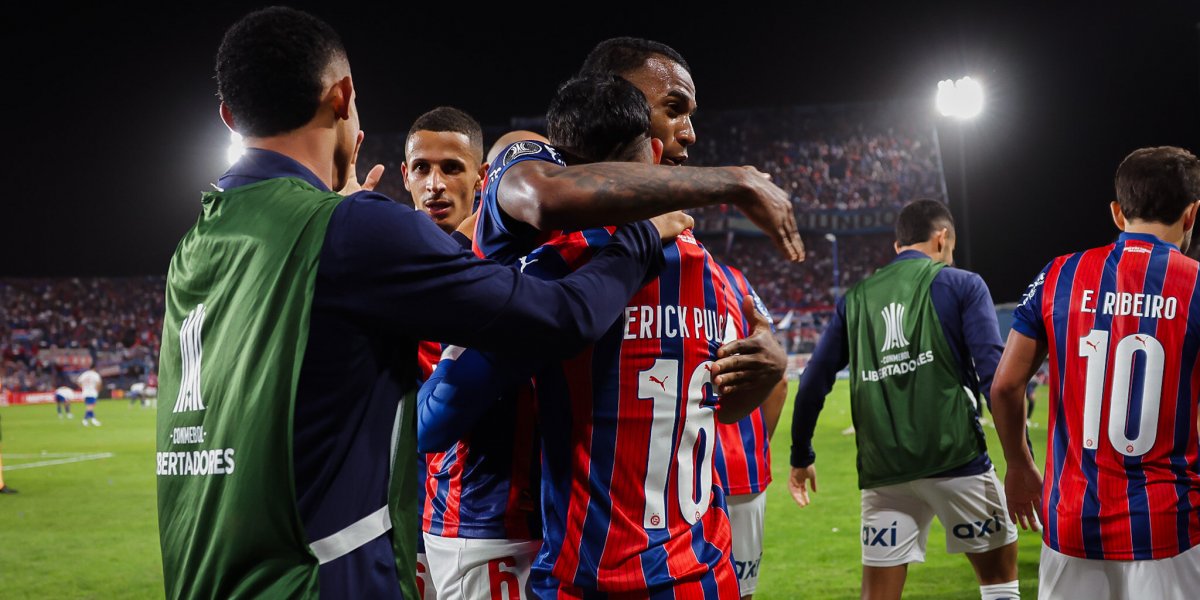 Bahia bate Nacional-URU e conquista primeira vitória fora do Brasil na Libertadores