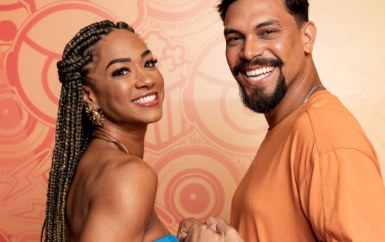 Aline Patriarca se emociona ao comentar revelação de bissexualidade de Vinícius no BBB 25