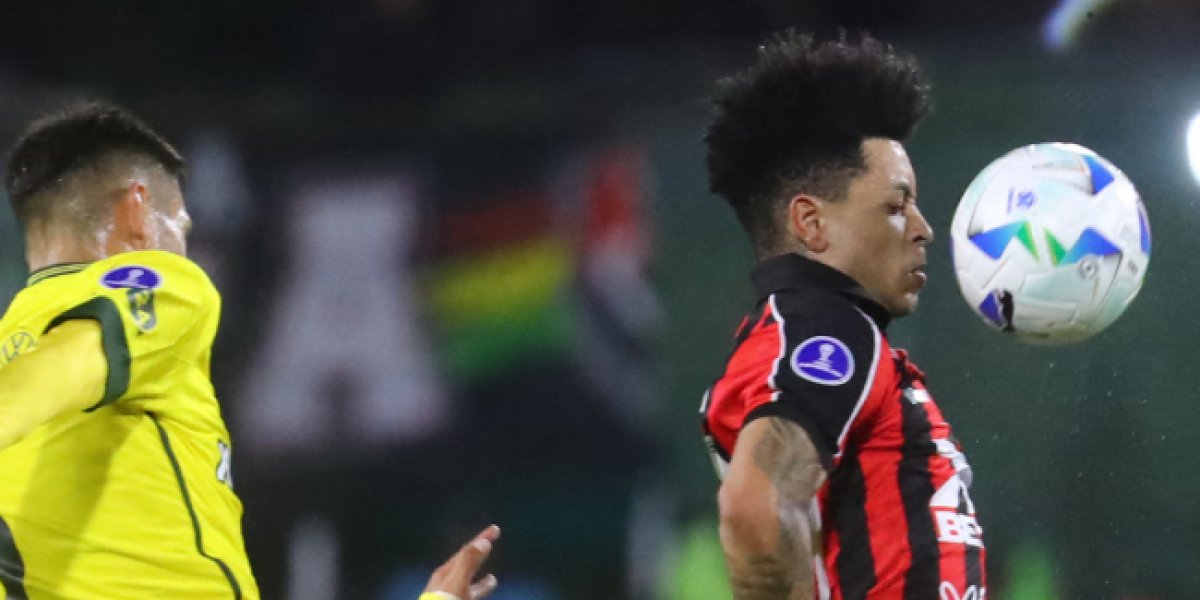 Vitória desperdiça oportunidades e empata em 0 a 0 com Defensa y Justiça