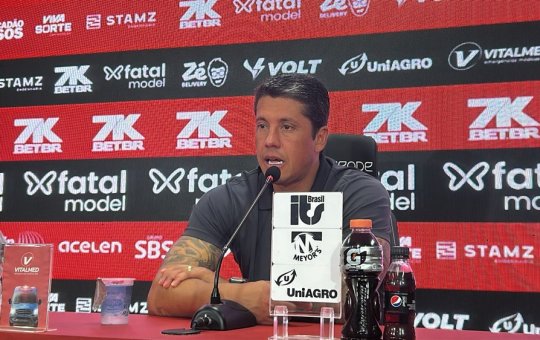 Carpini aponta amadurecimento em torneio internacional: 'Reaprendendo a jogar a competição'