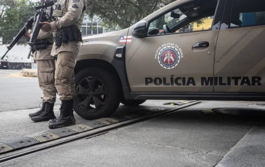 Troca de tiros em Salvador deixa dois suspeitos mortos e dois policiais militares feridos
