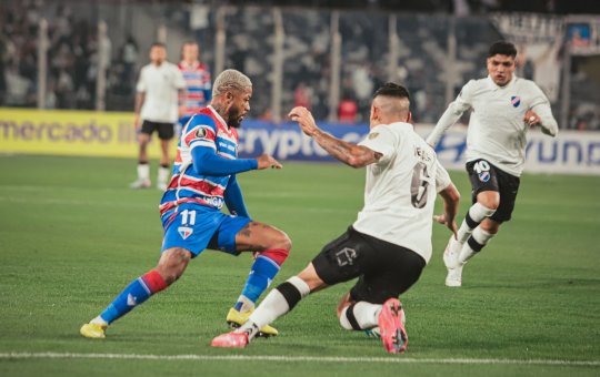 CBF pede vitória do Fortaleza à Conmebol após interrupção de jogo na Libertadores