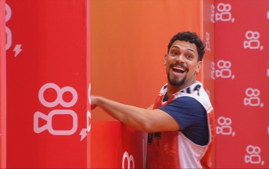 BBB 25: Vinícius vence a Prova do Anjo e escolhe Renata para o Castigo do Monstro