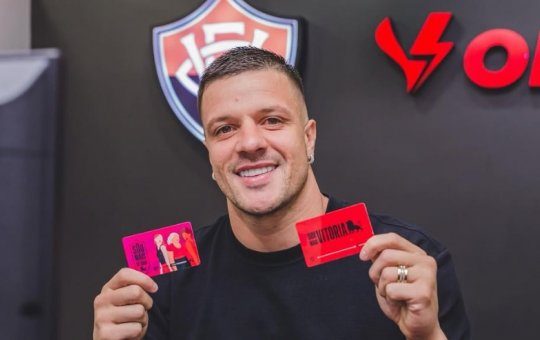 Vitória ainda não contará com Renato Kayzer em duelo no Campeonato Brasileiro