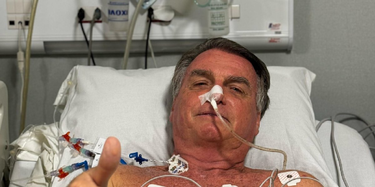 Depois de 12 horas de cirurgia, Bolsonaro vai para a UTI
