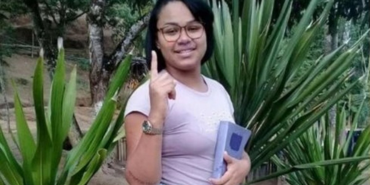 Mulher é morta a facadas pelo ex-marido na frente dos dois filhos em Salvador