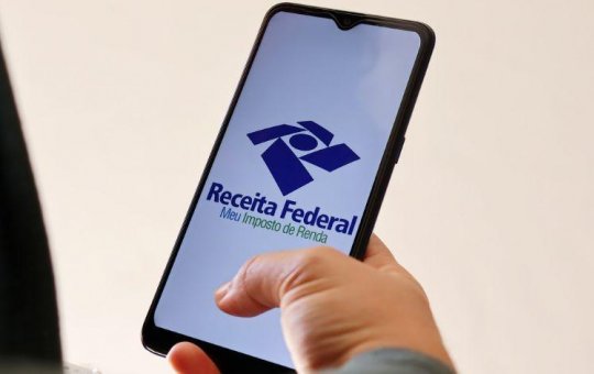 Governo publica MP que amplia faixa de isenção do IR para R$ 2.428
