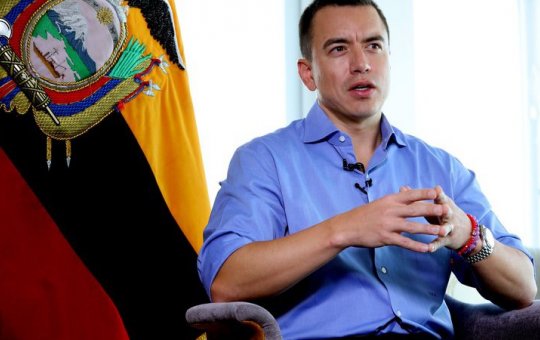 Daniel Noboa é reeleito presidente do Equador com larga vantagem