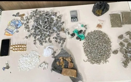 Dupla é presa com mais de mil porções de K9 em operação na Barroquinha