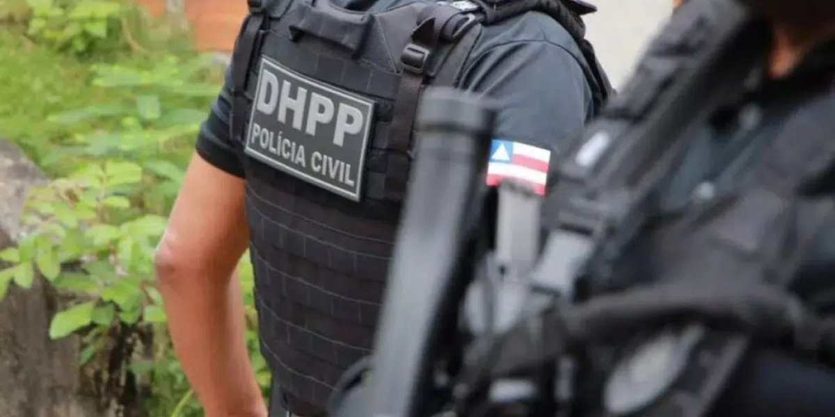 Corpo com marcas de tiros é encontrado em sacos plásticos na 'Curva da Morte', em Salvador