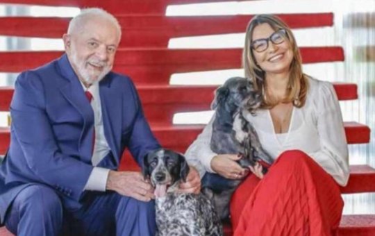 Lula lança SinPatinhas, cadastro que dará RG para cães e gatos
